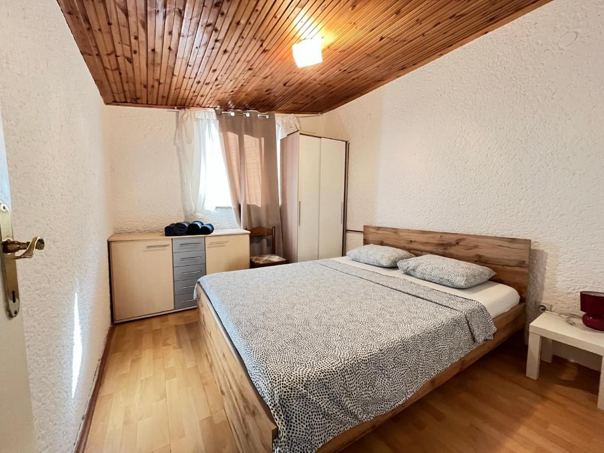 Apartment Poreč Exteriör bild